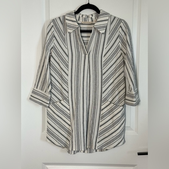 Soft Surroundings Tops - Soft Surroundings NWOT 100% Cotton Tunic Stripe V-Neck Pocket Blouse